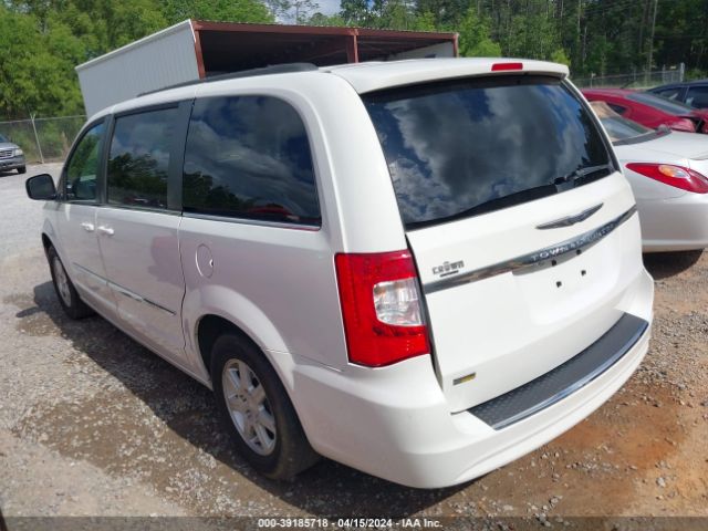 Photo 2 VIN: 2C4RC1BG7DR529228 - CHRYSLER TOWN & COUNTRY 