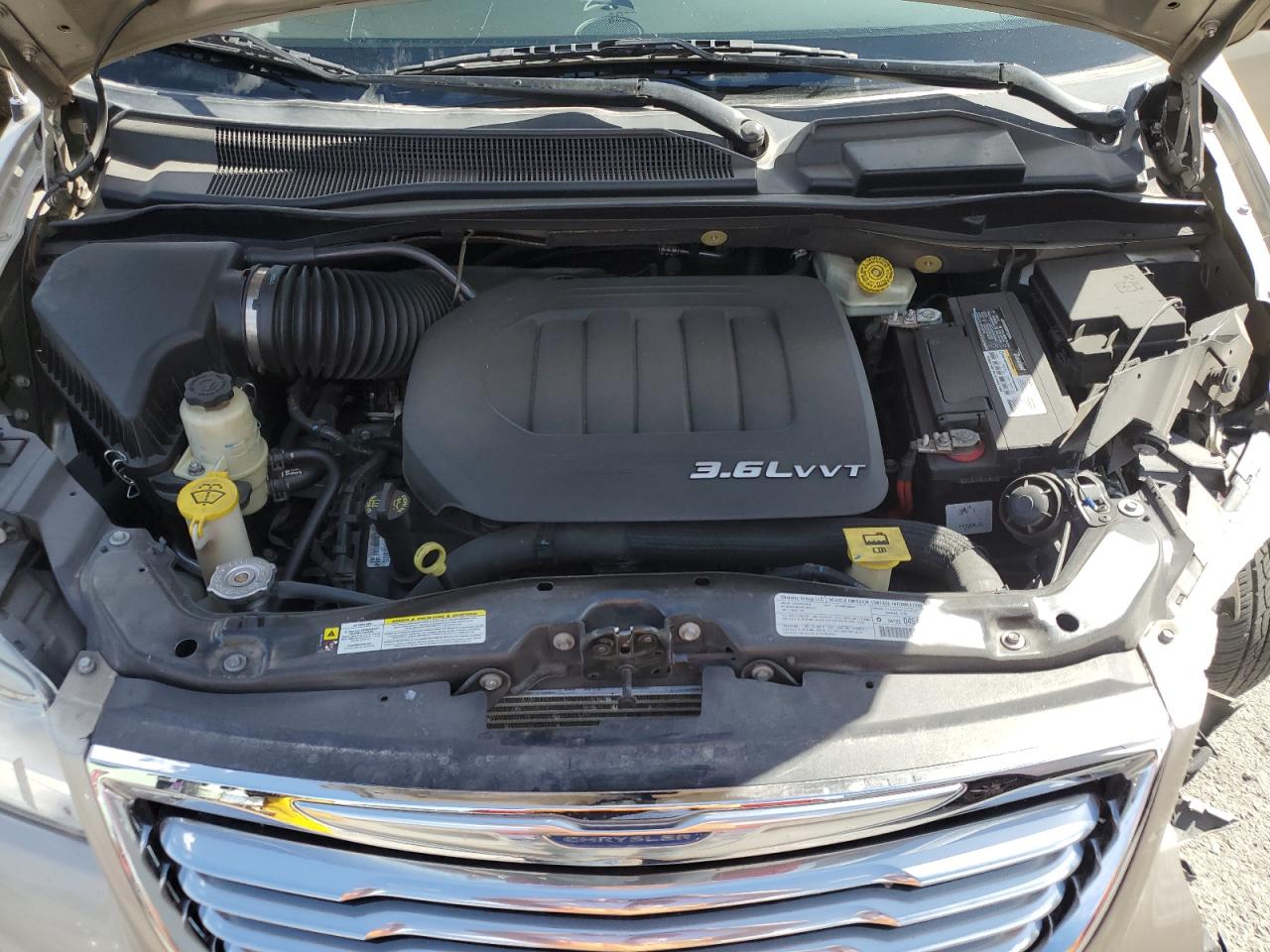 Photo 11 VIN: 2C4RC1BG7DR540018 - CHRYSLER TOWN & COUNTRY 