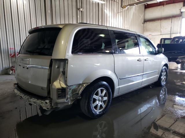 Photo 3 VIN: 2C4RC1BG7DR555649 - CHRYSLER TOWN & COU 