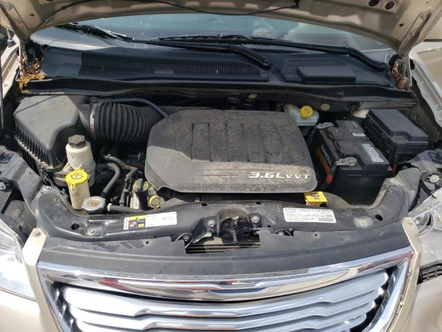 Photo 6 VIN: 2C4RC1BG7DR571026 - CHRYSLER TOWN &AMP COU 