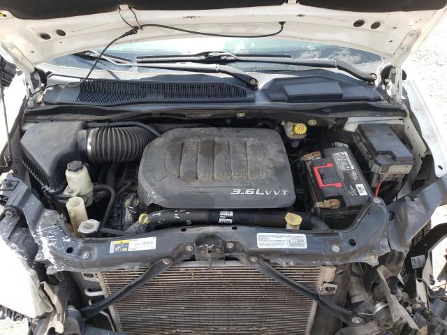 Photo 11 VIN: 2C4RC1BG7DR630317 - CHRYSLER TOWN & COU 