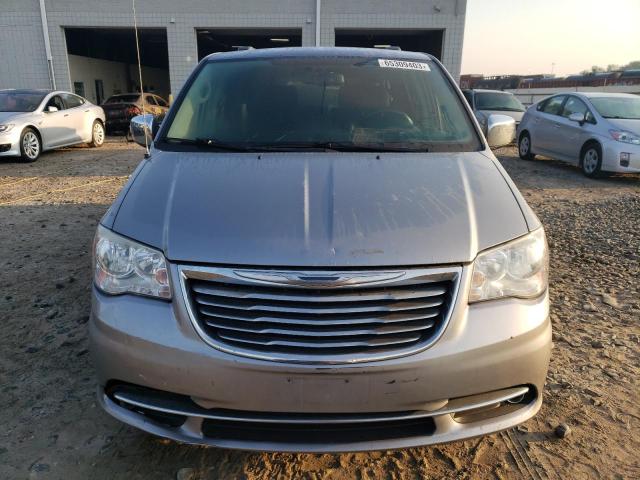 Photo 4 VIN: 2C4RC1BG7DR696964 - CHRYSLER TOWN & COU 