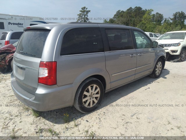 Photo 3 VIN: 2C4RC1BG7DR722267 - CHRYSLER TOWN & COUNTRY 