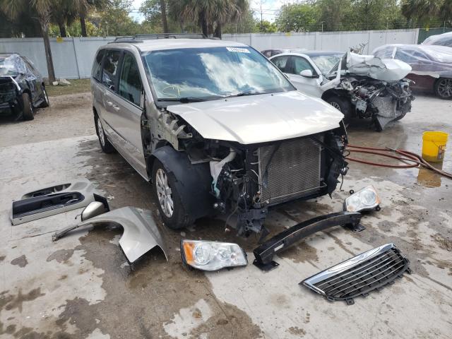 Photo 0 VIN: 2C4RC1BG7DR737030 - CHRYSLER TOWN &AMP COU 