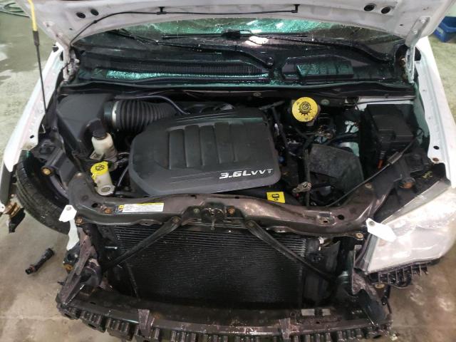 Photo 11 VIN: 2C4RC1BG7DR815869 - CHRYSLER TOWN & COU 