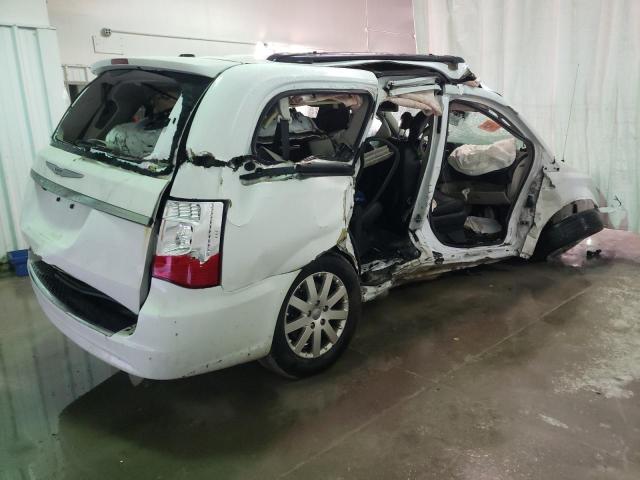 Photo 2 VIN: 2C4RC1BG7DR815869 - CHRYSLER TOWN & COU 