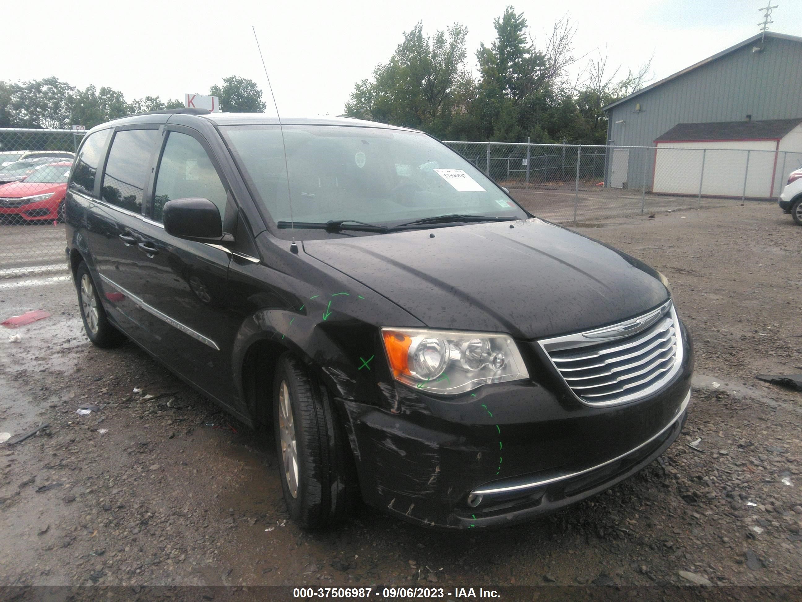 Photo 5 VIN: 2C4RC1BG7ER157066 - CHRYSLER TOWN & COUNTRY 