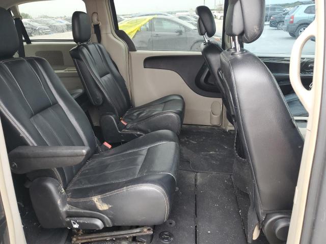 Photo 10 VIN: 2C4RC1BG7ER174417 - CHRYSLER TOWN & COU 