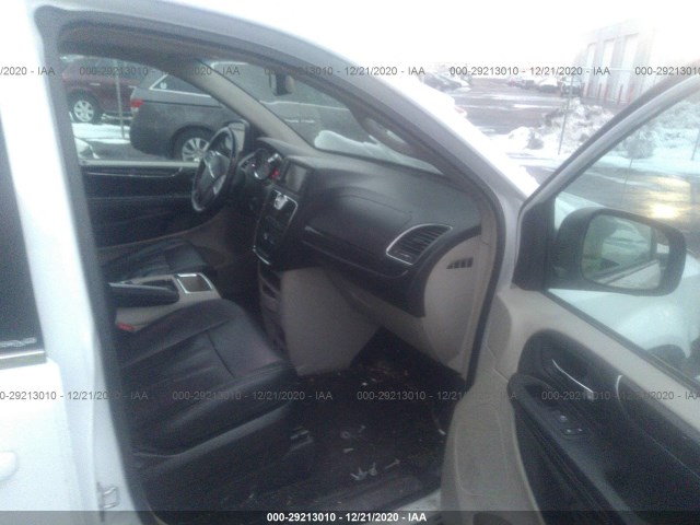 Photo 4 VIN: 2C4RC1BG7ER211725 - CHRYSLER TOWN & COUNTRY 