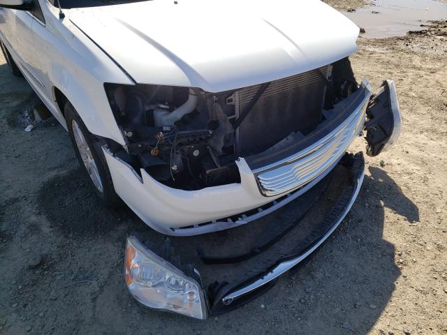 Photo 8 VIN: 2C4RC1BG7ER332710 - CHRYSLER TOWN &AMP COU 