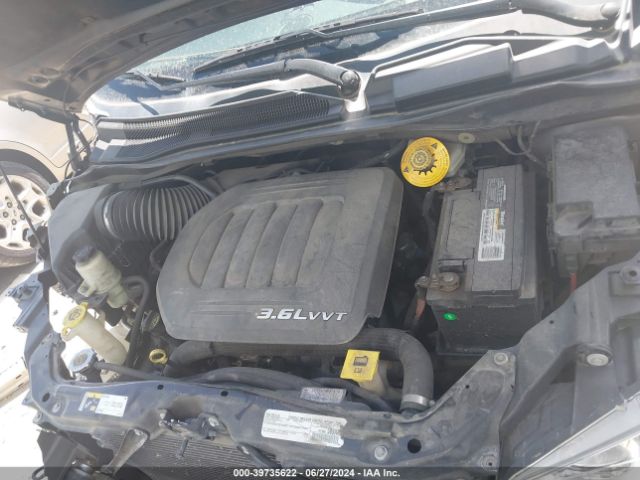 Photo 9 VIN: 2C4RC1BG7GR103947 - CHRYSLER TOWN AND COUNTRY 