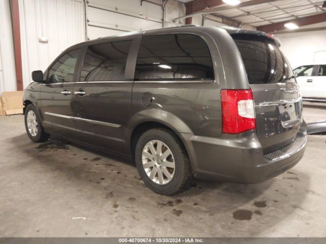 Photo 2 VIN: 2C4RC1BG7GR167504 - CHRYSLER TOWN AND COUNTRY 