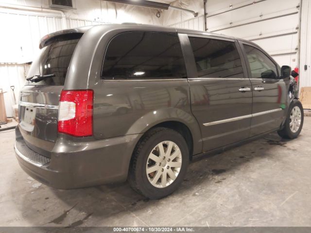 Photo 3 VIN: 2C4RC1BG7GR167504 - CHRYSLER TOWN AND COUNTRY 