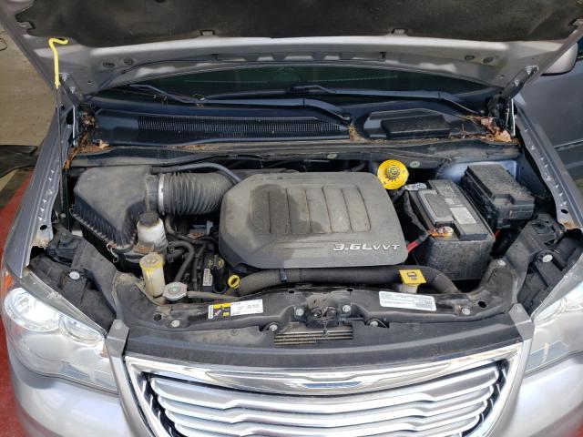 Photo 6 VIN: 2C4RC1BG7GR187087 - CHRYSLER TOWN &AMP COU 