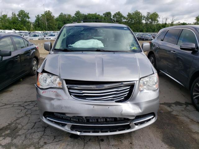 Photo 4 VIN: 2C4RC1BG7GR206401 - CHRYSLER TOWN & COU 