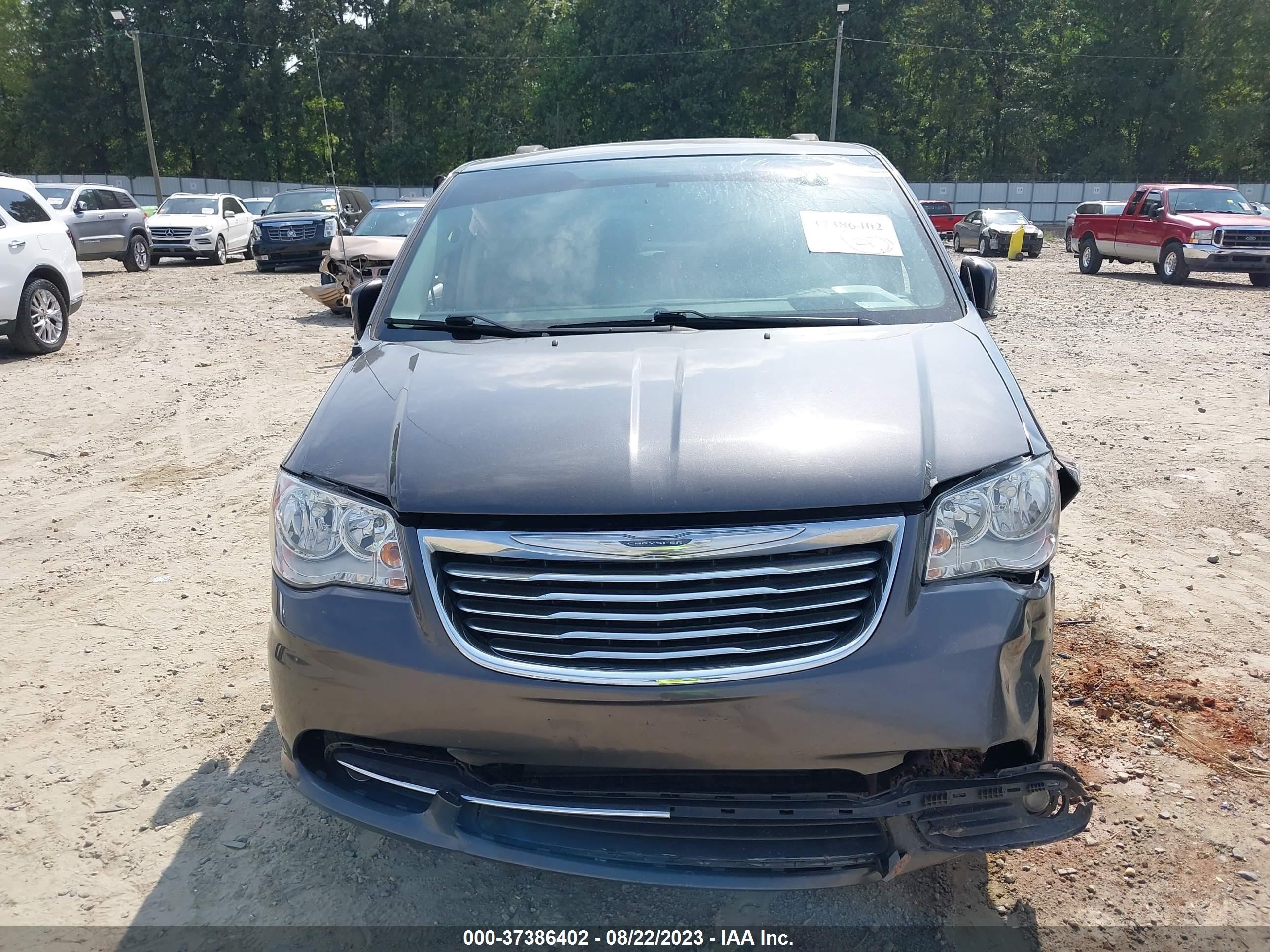 Photo 11 VIN: 2C4RC1BG7GR252682 - CHRYSLER TOWN & COUNTRY 