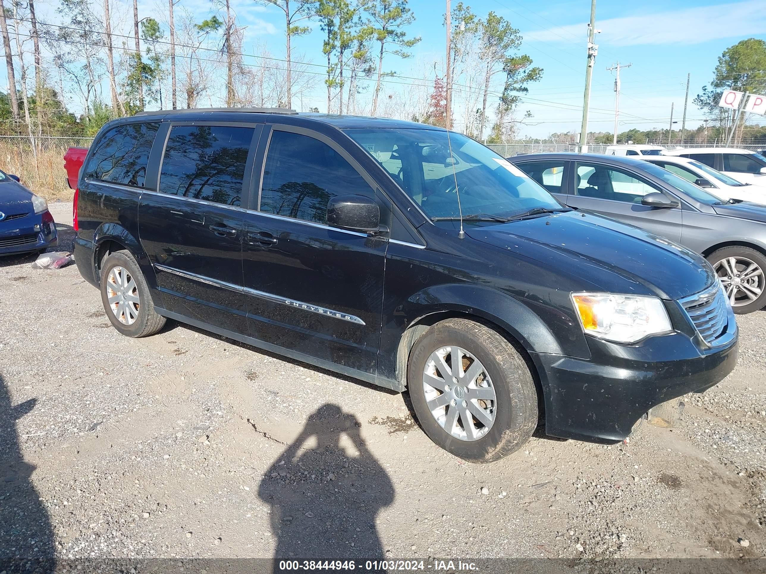 Photo 0 VIN: 2C4RC1BG7GR253007 - CHRYSLER TOWN & COUNTRY 