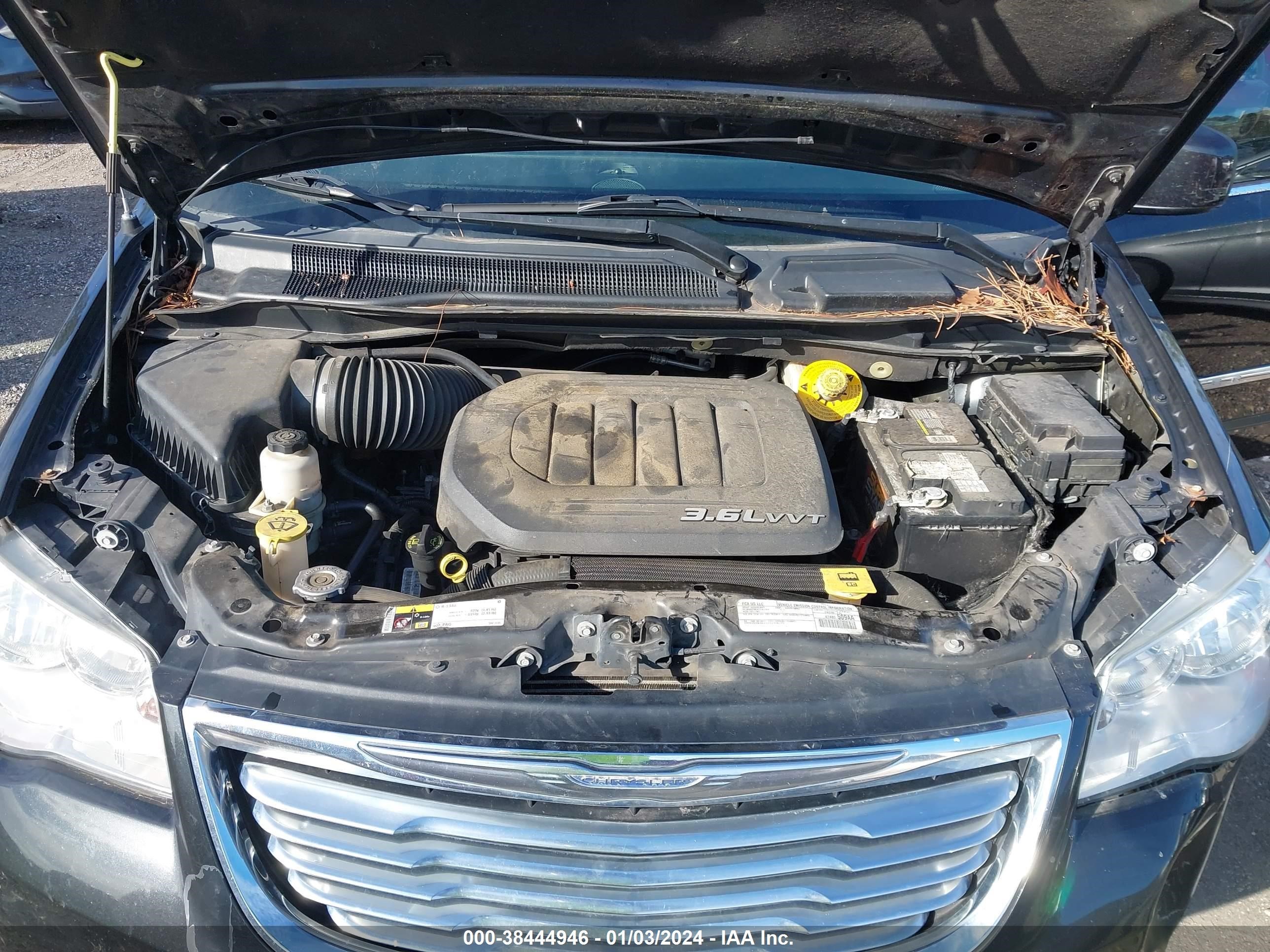 Photo 9 VIN: 2C4RC1BG7GR253007 - CHRYSLER TOWN & COUNTRY 