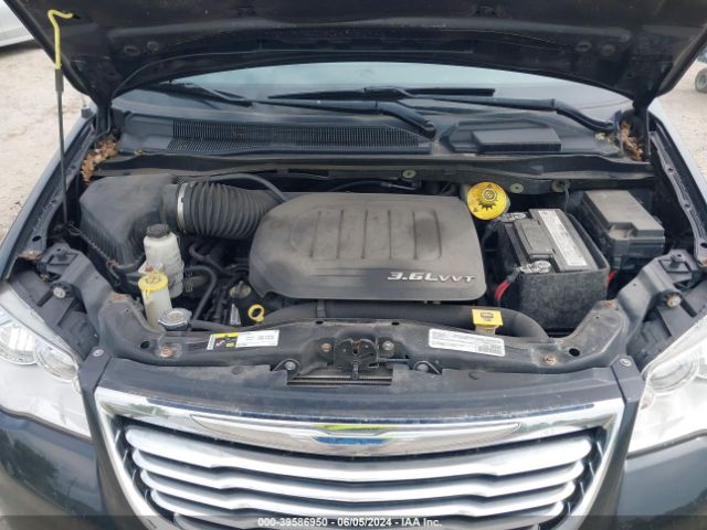 Photo 9 VIN: 2C4RC1BG7GR280112 - CHRYSLER TOWN AND COUNTRY 