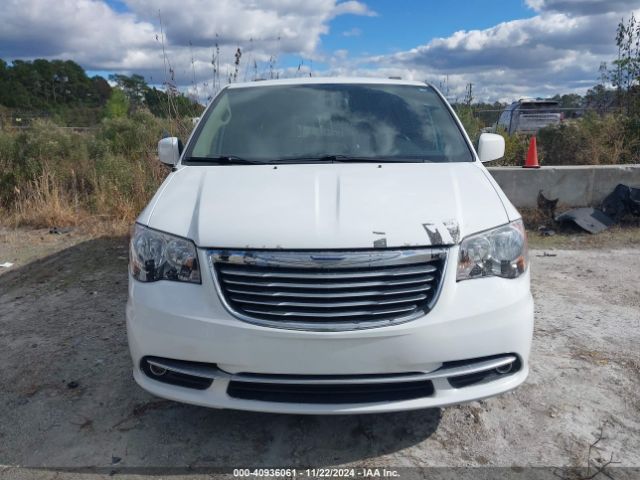 Photo 5 VIN: 2C4RC1BG7GR282491 - CHRYSLER TOWN AND COUNTRY 