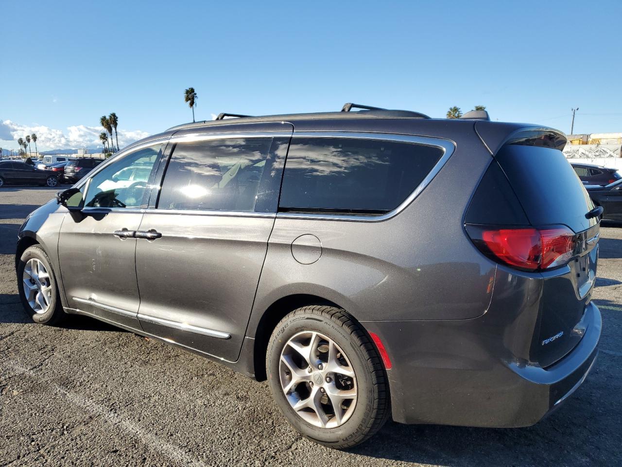 Photo 1 VIN: 2C4RC1BG7HR505792 - CHRYSLER PACIFICA 