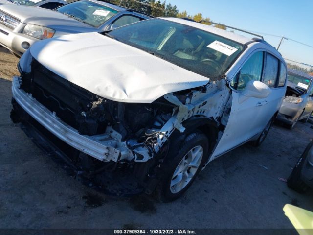 Photo 1 VIN: 2C4RC1BG7HR668393 - CHRYSLER PACIFICA 