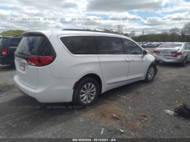 Photo 3 VIN: 2C4RC1BG7HR729757 - CHRYSLER PACIFICA 