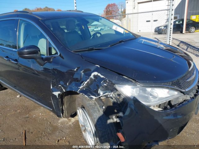 Photo 5 VIN: 2C4RC1BG7HR794530 - CHRYSLER PACIFICA 