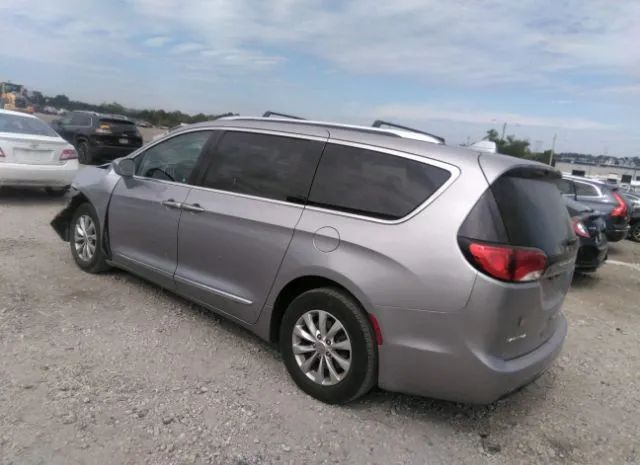 Photo 2 VIN: 2C4RC1BG7JR142304 - CHRYSLER PACIFICA 