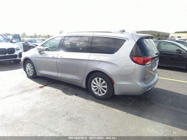 Photo 2 VIN: 2C4RC1BG7JR317991 - CHRYSLER PACIFICA 