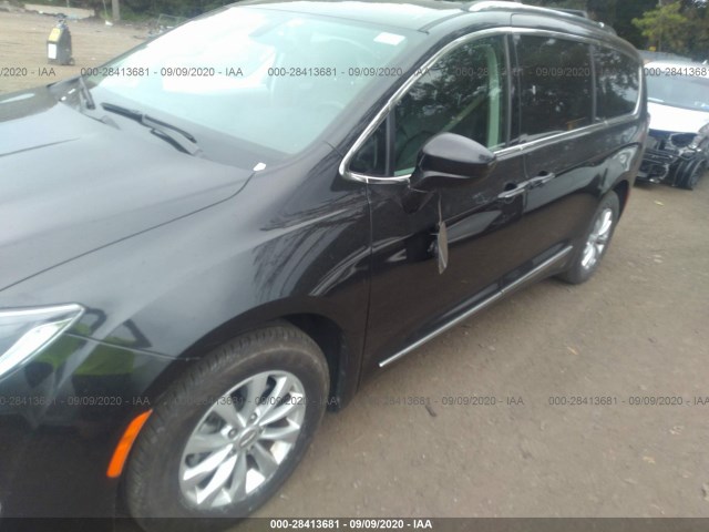 Photo 5 VIN: 2C4RC1BG7KR561027 - CHRYSLER PACIFICA 