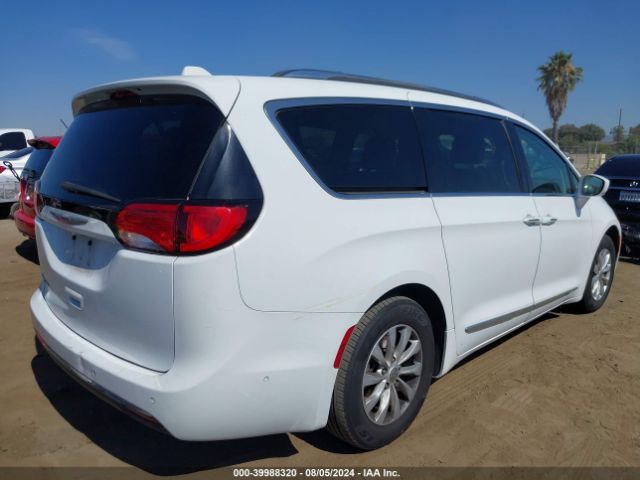 Photo 3 VIN: 2C4RC1BG7KR655280 - CHRYSLER PACIFICA 