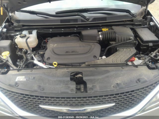 Photo 9 VIN: 2C4RC1BG7KR667199 - CHRYSLER PACIFICA 