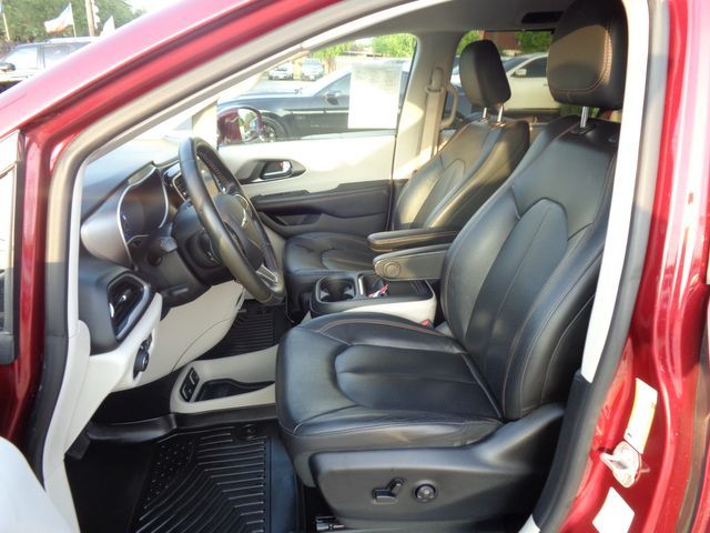 Photo 9 VIN: 2C4RC1BG7LR123951 - CHRYSLER PACIFICA 