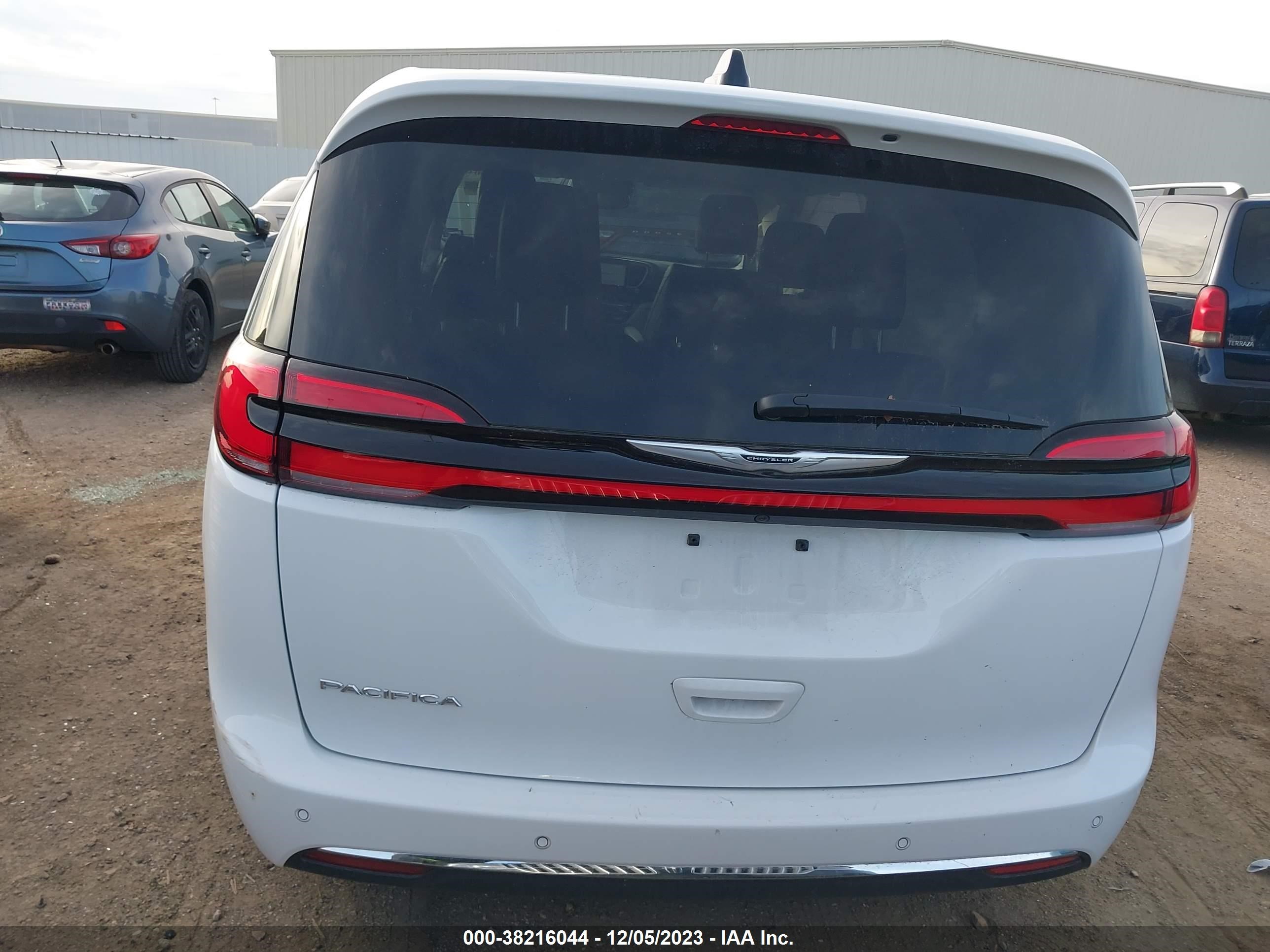 Photo 15 VIN: 2C4RC1BG7PR553369 - CHRYSLER PACIFICA 