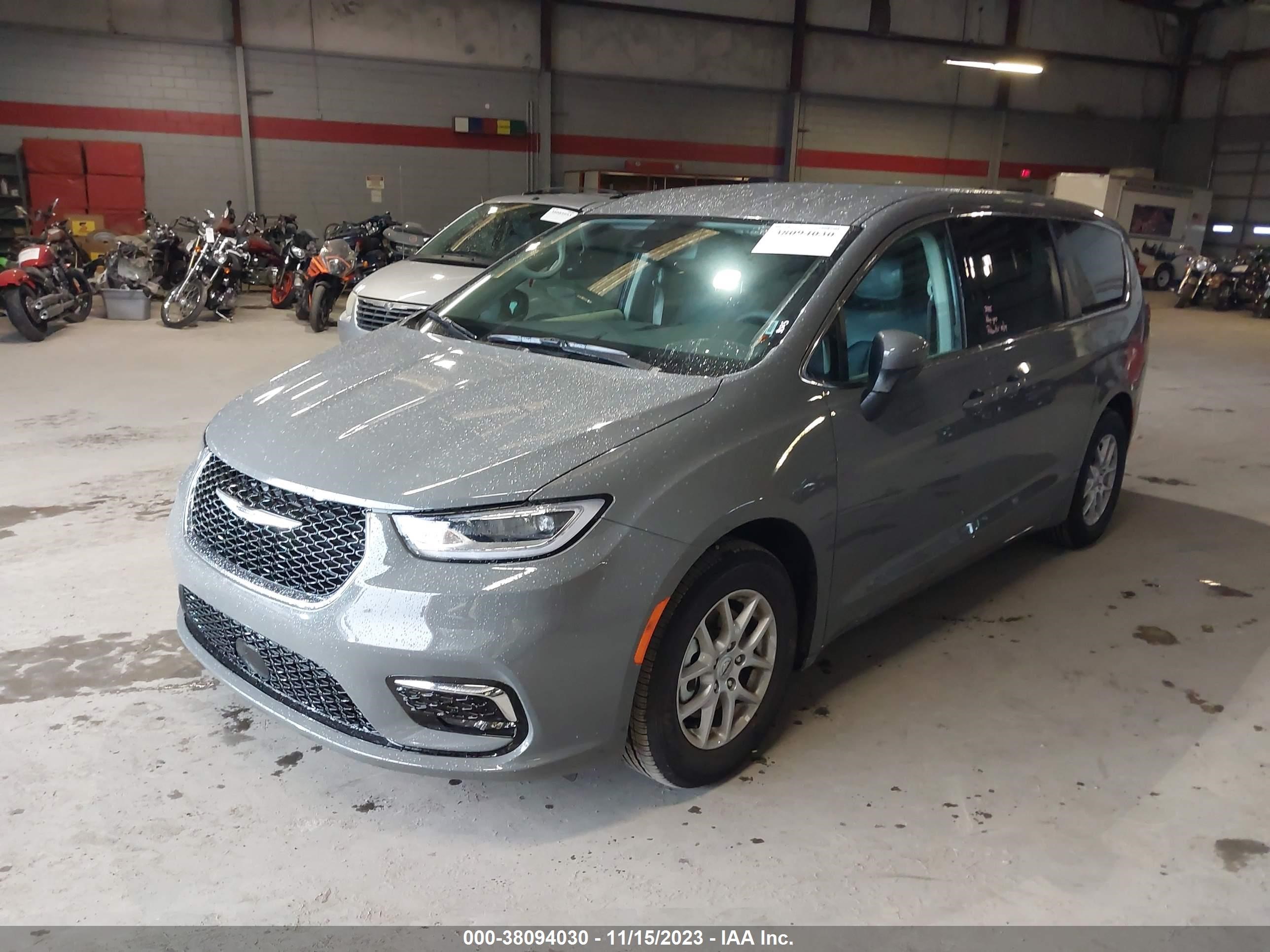 Photo 1 VIN: 2C4RC1BG7PR606488 - CHRYSLER PACIFICA 