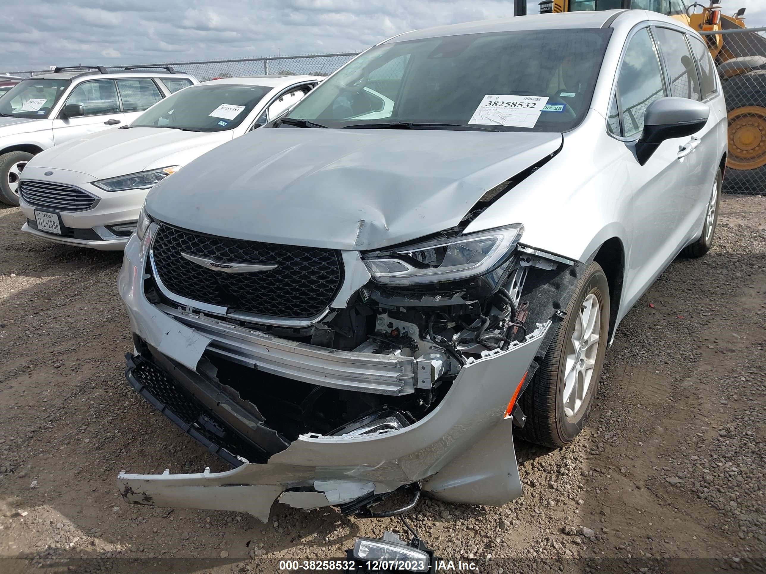 Photo 5 VIN: 2C4RC1BG7PR624117 - CHRYSLER PACIFICA 