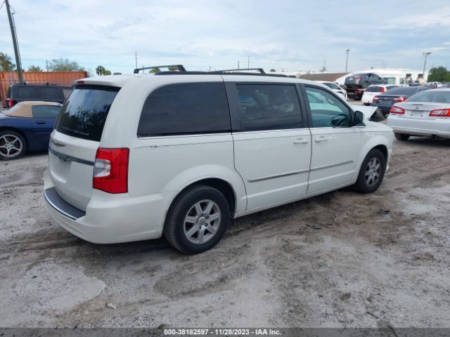 Photo 3 VIN: 2C4RC1BG8CR222729 - CHRYSLER TOWN & COUNTRY 