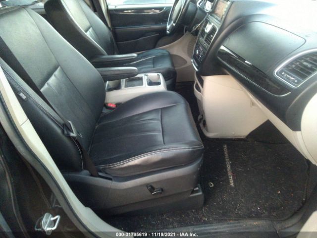 Photo 4 VIN: 2C4RC1BG8CR227395 - CHRYSLER TOWN & COUNTRY 