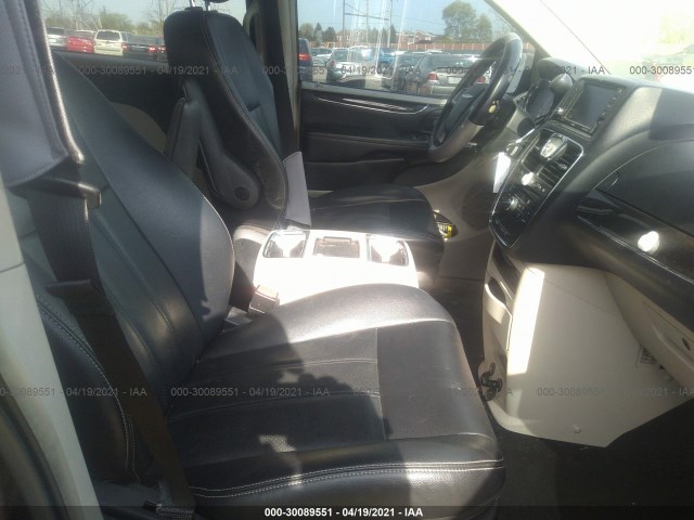 Photo 4 VIN: 2C4RC1BG8CR305304 - CHRYSLER TOWN & COUNTRY 