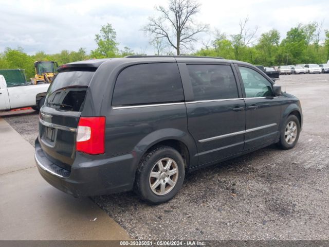 Photo 3 VIN: 2C4RC1BG8CR337539 - CHRYSLER TOWN & COUNTRY 