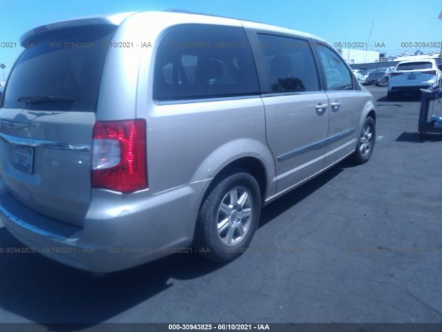 Photo 3 VIN: 2C4RC1BG8CR338173 - CHRYSLER TOWN & COUNTRY 