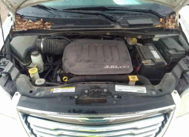 Photo 9 VIN: 2C4RC1BG8CR353448 - CHRYSLER TOWN & COUNTRY 