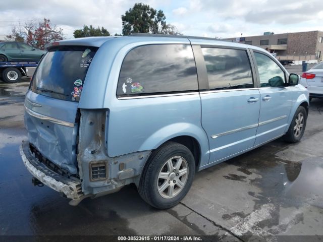 Photo 3 VIN: 2C4RC1BG8CR411512 - CHRYSLER TOWN & COUNTRY 