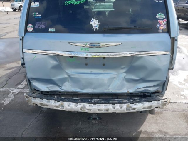 Photo 5 VIN: 2C4RC1BG8CR411512 - CHRYSLER TOWN & COUNTRY 