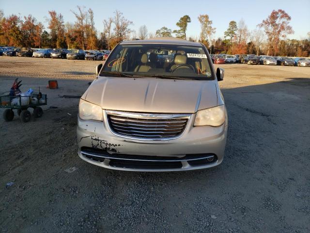 Photo 4 VIN: 2C4RC1BG8DR565266 - CHRYSLER TOWN & COU 