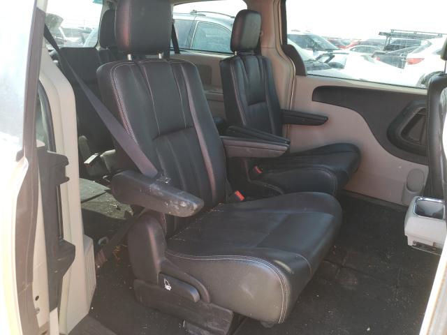 Photo 5 VIN: 2C4RC1BG8DR720740 - CHRYSLER TOWN &AMP COU 