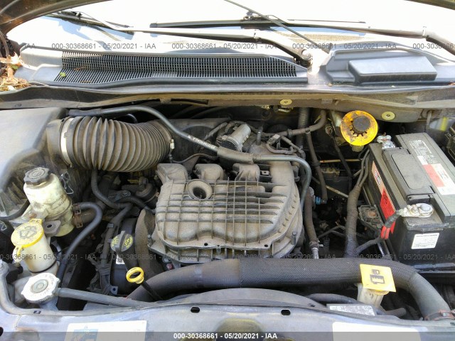 Photo 9 VIN: 2C4RC1BG8DR742009 - CHRYSLER TOWN & COUNTRY 