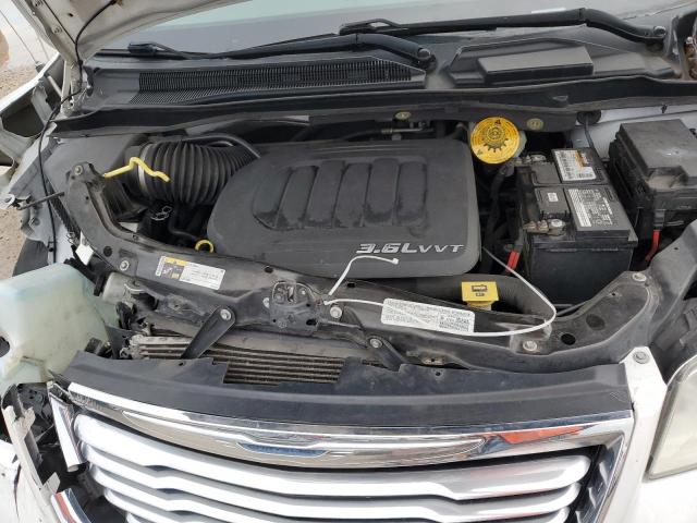 Photo 11 VIN: 2C4RC1BG8ER325894 - CHRYSLER TOWN & COU 