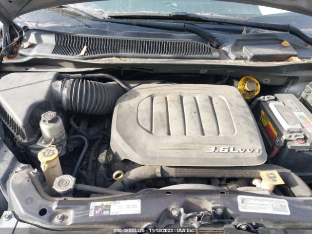 Photo 9 VIN: 2C4RC1BG8ER342453 - CHRYSLER TOWN & COUNTRY 